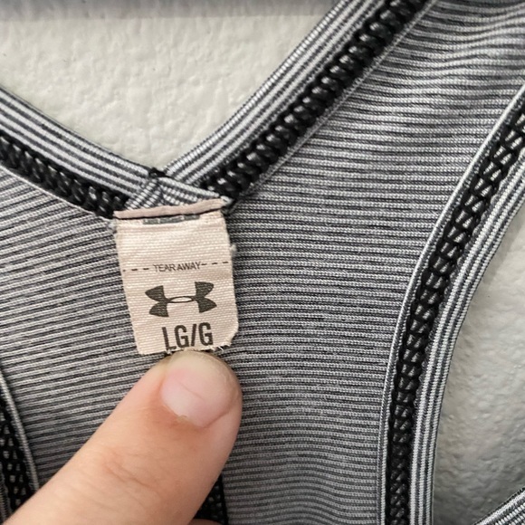 Under Armour Women’s Racerback - Picture 3 of 4